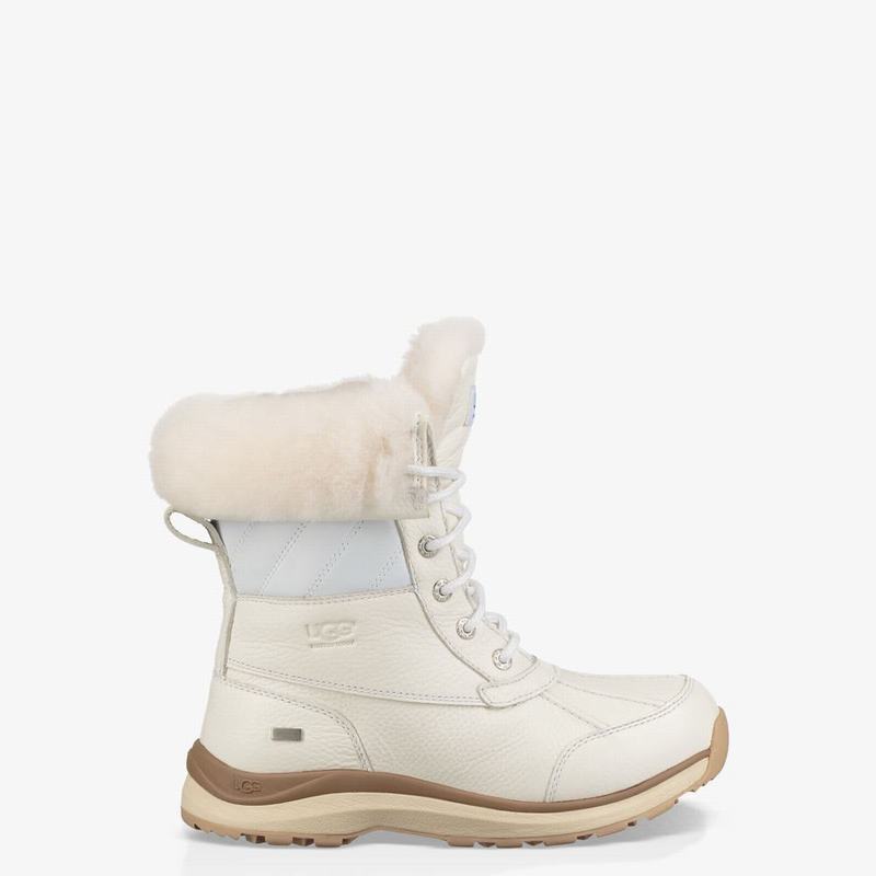 Bottes Classic UGG Adirondack Boot III Quilt Femme Blanche Soldes 781YEBXR